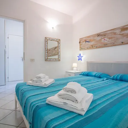 Rustic Near La Conia With Parking! Apartament Cannigione